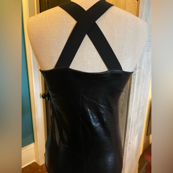 ELECTRIC YOGA Black Widow Faux Leather Look Tank Top Women’s Size M 🖤⚡️🖤 - Picture 3 of 13